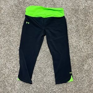 Under Armour capri heat gear Leggings - Women’s M